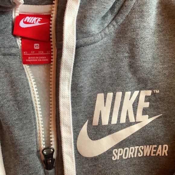 Nike Sportswear half-zip Sweatshirt - Picture 2 of 3